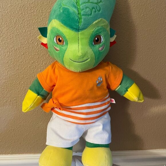 Build a Bear Great Wolf Lodge MagiQuest Foli Plush - Picture 2 of 16